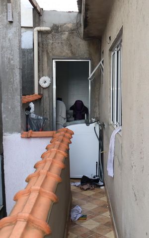 Casa à venda com 86m², 5 quartos e 1 vagaÁrea de Serviço