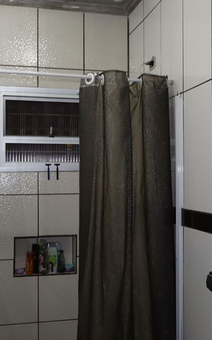 Casa à venda com 86m², 5 quartos e 1 vagaBanheiro 2