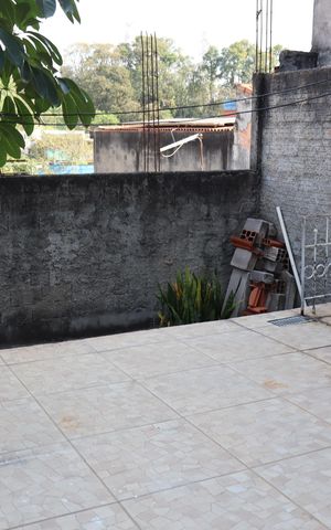 Casa à venda com 86m², 5 quartos e 1 vagaQuintal