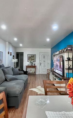 Apartamento para alugar com 200m², 3 quartos e 1 vaga Apartamento para alugar com 200m², 3 quartos e 1 vagaSala