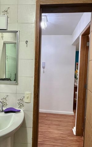 Apartamento para alugar com 200m², 3 quartos e 1 vaga Apartamento para alugar com 200m², 3 quartos e 1 vagaBanheiro social