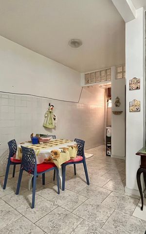 Apartamento para alugar com 200m², 3 quartos e 1 vaga Apartamento para alugar com 200m², 3 quartos e 1 vagaCozinha