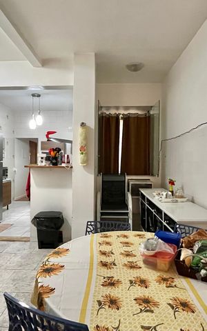 Apartamento para alugar com 200m², 3 quartos e 1 vaga Apartamento para alugar com 200m², 3 quartos e 1 vagaCozinha