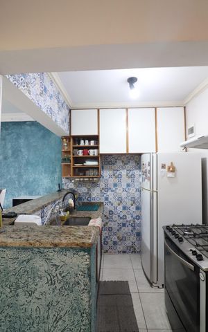 Casa à venda com 180m², 3 quartos e 2 vagasCopa/Cozinha 