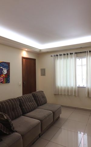 Casa à venda com 180m², 3 quartos e 2 vagasSala 