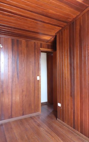 Casa à venda com 180m², 3 quartos e 2 vagasQuarto 3