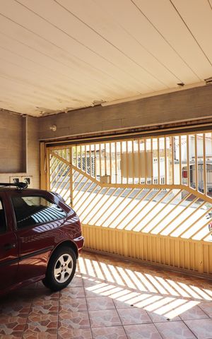 Casa à venda com 180m², 3 quartos e 2 vagasGaragem