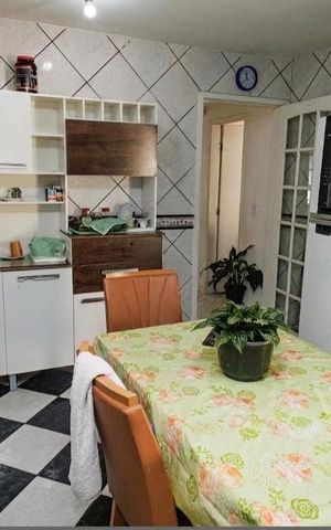 Casa para alugar com 94m², 2 quartos e 2 vagas Casa para alugar com 94m², 2 quartos e 2 vagasCozinha