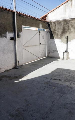 Casa para alugar com 94m², 2 quartos e 2 vagas Casa para alugar com 94m², 2 quartos e 2 vagasGaragem