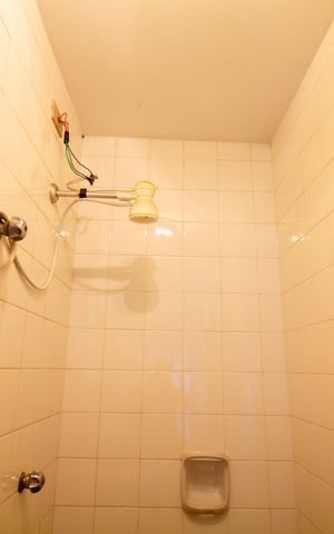 Casa para alugar com 182m², 3 quartos e 2 vagasBanheiro de Serviço