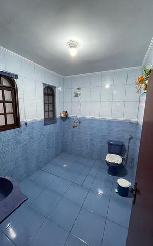 Casa à venda com 260m², 4 quartos e 5 vagas Casa à venda com 260m², 4 quartos e 5 vagasCozinha