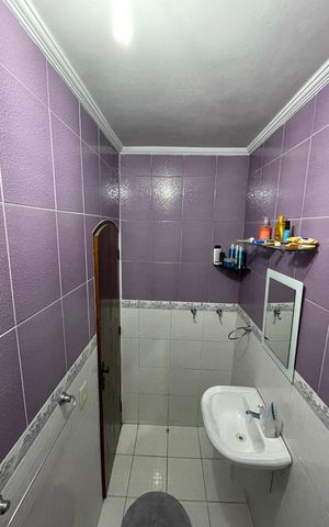 Casa à venda com 260m², 4 quartos e 5 vagas Casa à venda com 260m², 4 quartos e 5 vagasBanheiro