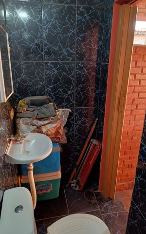 Casa à venda com 260m², 4 quartos e 5 vagas Casa à venda com 260m², 4 quartos e 5 vagasCozinha