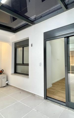 Apartamento para alugar com 120m², 2 quartos e 1 vaga Apartamento para alugar com 120m², 2 quartos e 1 vagaVaranda da Suíte