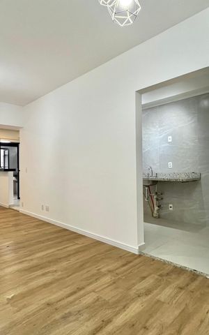 Apartamento para alugar com 120m², 2 quartos e 1 vaga Apartamento para alugar com 120m², 2 quartos e 1 vagaSala