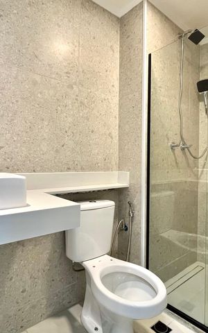 Apartamento para alugar com 120m², 2 quartos e 1 vaga Apartamento para alugar com 120m², 2 quartos e 1 vagaBanheiro da Suíte