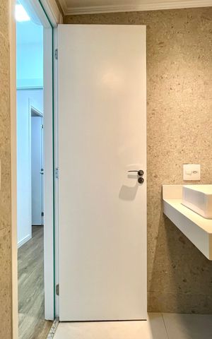 Apartamento para alugar com 120m², 2 quartos e 1 vaga Apartamento para alugar com 120m², 2 quartos e 1 vagaBanheiro da Suíte