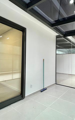 Apartamento para alugar com 120m², 2 quartos e 1 vaga Apartamento para alugar com 120m², 2 quartos e 1 vagaVaranda da Sala