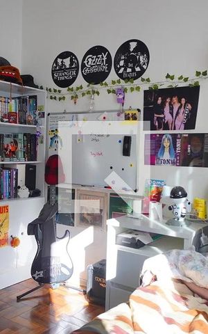 Apartamento para alugar com 130m², 4 quartos e 1 vaga Apartamento para alugar com 130m², 4 quartos e 1 vagaQuarto