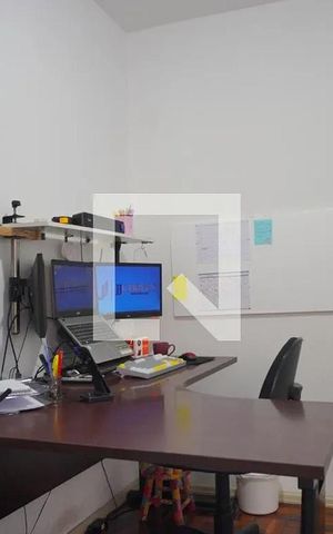 Apartamento para alugar com 130m², 4 quartos e 1 vaga Apartamento para alugar com 130m², 4 quartos e 1 vagaQuarto