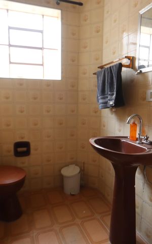 Casa à venda com 150m², 2 quartos e 1 vagaBanheiro social 2