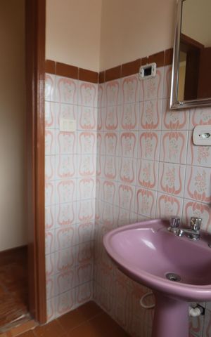 Casa à venda com 150m², 2 quartos e 1 vagaBanheiro social
