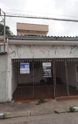 Casa à venda com 150m², 2 quartos e 1 vagaFachada