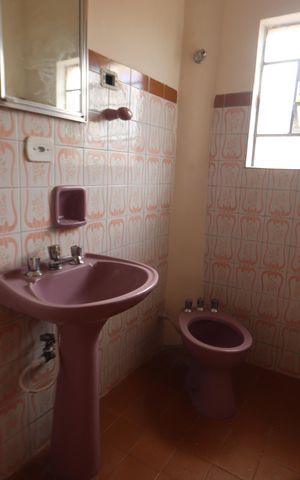 Casa à venda com 150m², 2 quartos e 1 vagaBanheiro social