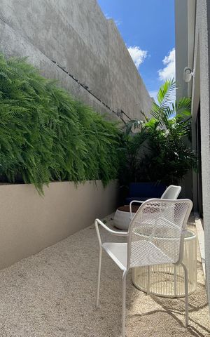 Casa de condomínio à venda com 130m², 3 quartos e 2 vagas Casa de condomínio à venda com 130m², 3 quartos e 2 vagasÁrea externa
