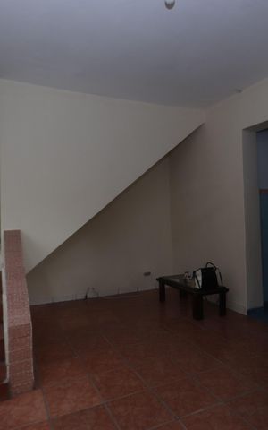 Casa à venda com 238m², 3 quartos e 1 vagaSala