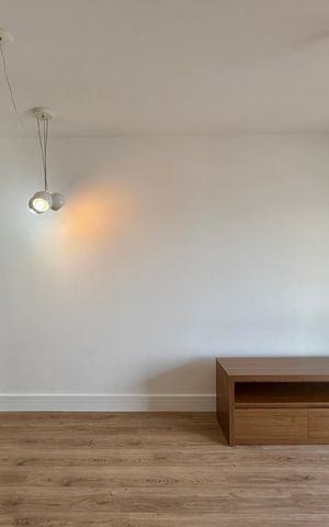 Apartamento à venda com 44m², 1 quarto e 1 vaga Apartamento à venda com 44m², 1 quarto e 1 vagaSala