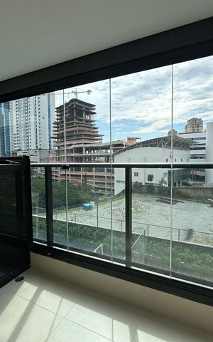 Apartamento à venda com 86m², 2 quartos e 2 vagas Apartamento à venda com 86m², 2 quartos e 2 vagasVaranda da Sala