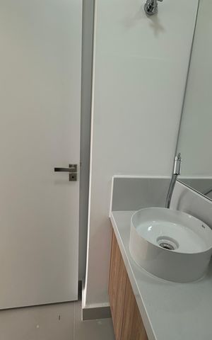 Apartamento à venda com 86m², 2 quartos e 2 vagas Apartamento à venda com 86m², 2 quartos e 2 vagasLavabo