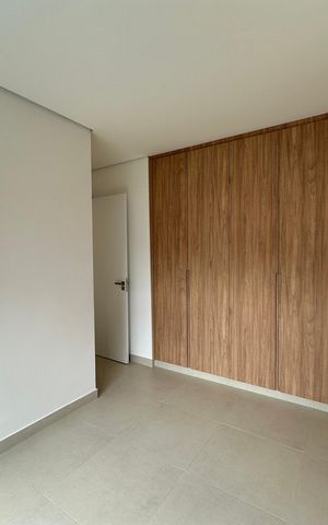 Apartamento à venda com 86m², 2 quartos e 2 vagas Apartamento à venda com 86m², 2 quartos e 2 vagasSuíte 2