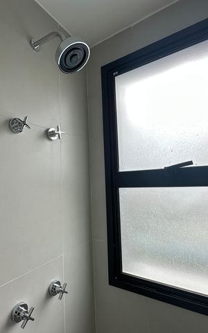 Apartamento à venda com 86m², 2 quartos e 2 vagas Apartamento à venda com 86m², 2 quartos e 2 vagasBanheiro da Suíte 2