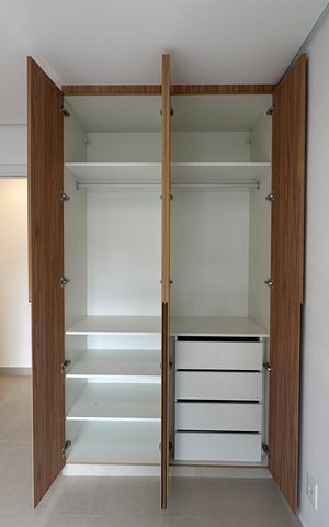 Apartamento à venda com 86m², 2 quartos e 2 vagas Apartamento à venda com 86m², 2 quartos e 2 vagasSuíte 1 - Armários