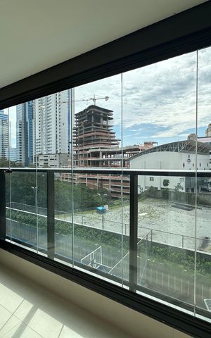 Apartamento à venda com 86m², 2 quartos e 2 vagas Apartamento à venda com 86m², 2 quartos e 2 vagasVaranda da Sala