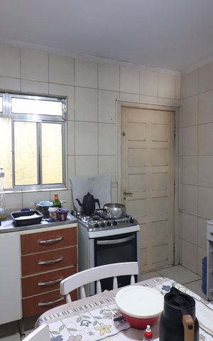 Casa à venda com 128m², 2 quartos e 1 vagaCozinha 