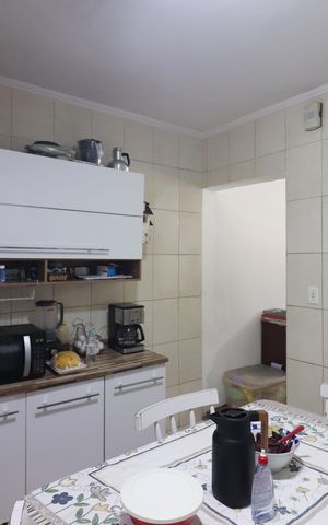 Casa à venda com 128m², 2 quartos e 1 vagaCozinha 