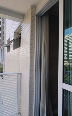 Apartamento para alugar com 79m², 2 quartos e 1 vagaStudio - Varanda