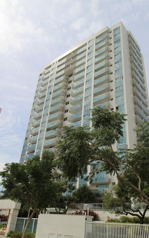 Apartamento para alugar com 79m², 2 quartos e 1 vagaFachada