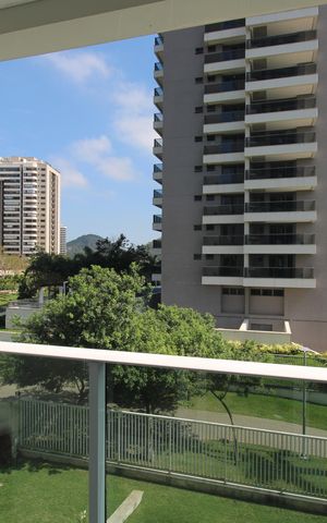 Apartamento para alugar com 79m², 2 quartos e 1 vagaSala - Varanda