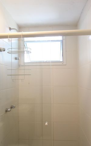 Apartamento para alugar com 79m², 2 quartos e 1 vagaStudio - Banheiro