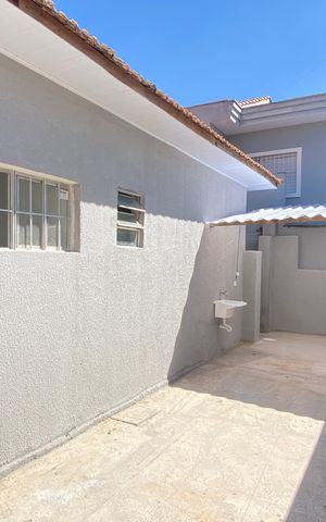 Casa para alugar com 88m², 3 quartos e 2 vagas Casa para alugar com 88m², 3 quartos e 2 vagasÁrea de Serviço - Área externa