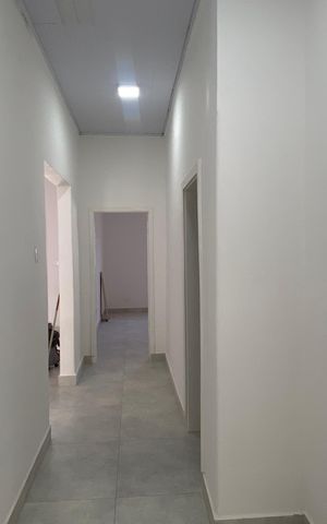 Casa para alugar com 88m², 3 quartos e 2 vagas Casa para alugar com 88m², 3 quartos e 2 vagasCorredor