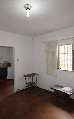 Casa à venda com 280m², 3 quartos e 2 vagasEdicula - Quarto