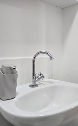 Apartamento à venda com 36m², 2 quartos e 1 vaga Apartamento à venda com 36m², 2 quartos e 1 vagaBanheiro Social