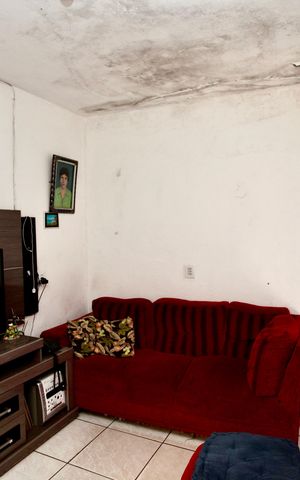 Casa à venda com 110m², 5 quartos e 2 vagasKitnet