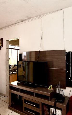 Casa à venda com 110m², 5 quartos e 2 vagasKitnet