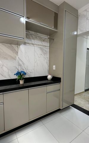Casa à venda com 308m², 3 quartos e 2 vagas Casa à venda com 308m², 3 quartos e 2 vagasÁrea de Serviço